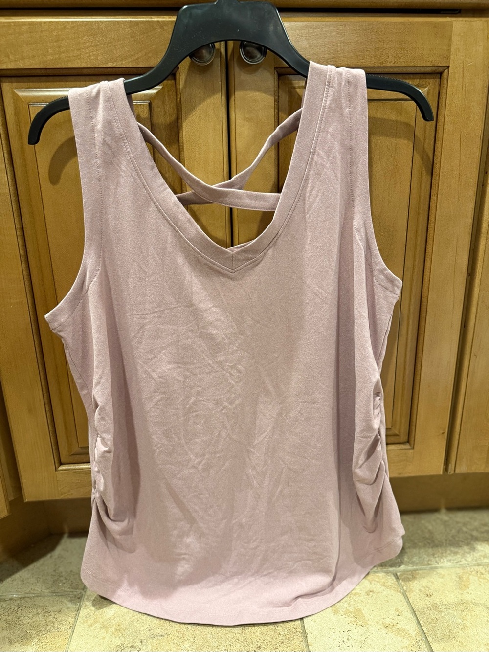 Women’s maternity Sleeveless Cross-Back Tank Top - Light Mauve